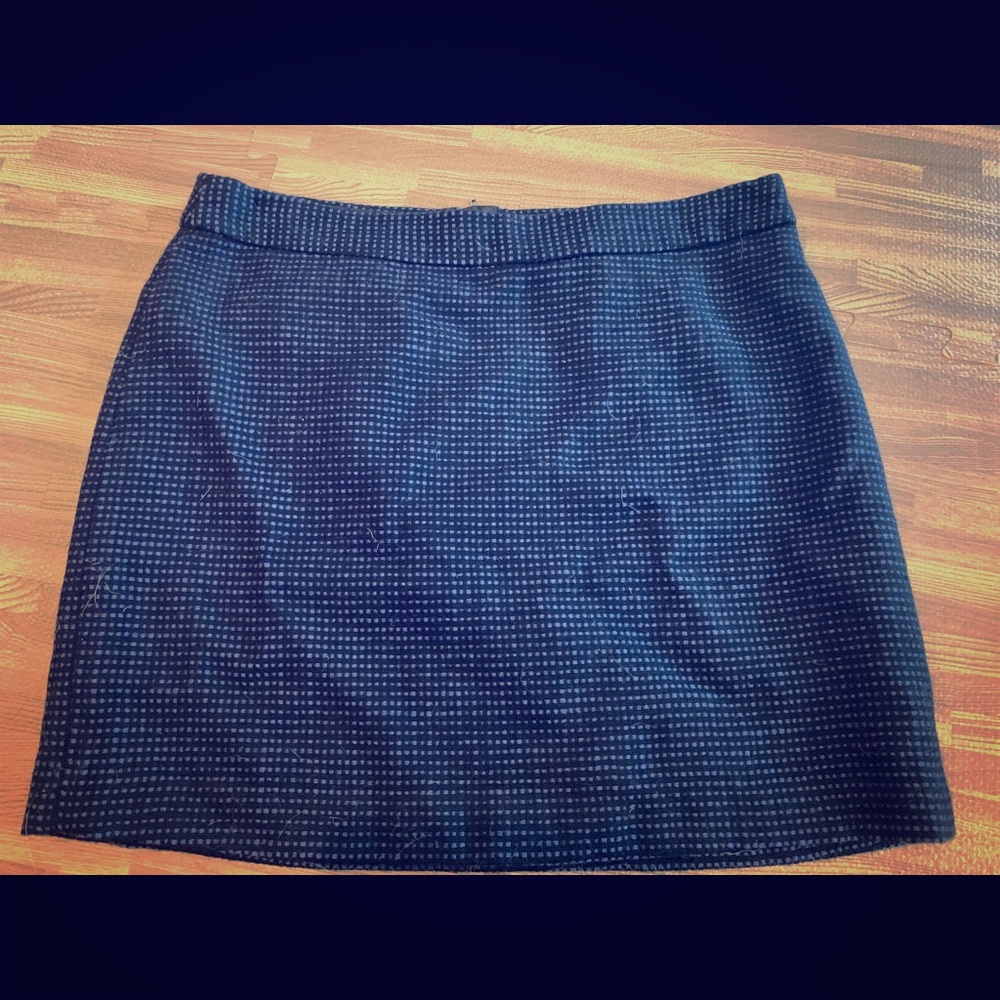 Navy and black check Gap skirt